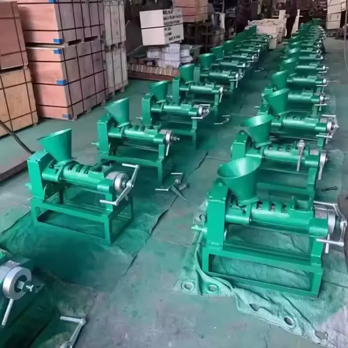 5.5KW small family farm spiral cold oil press machine dual power mode (4)