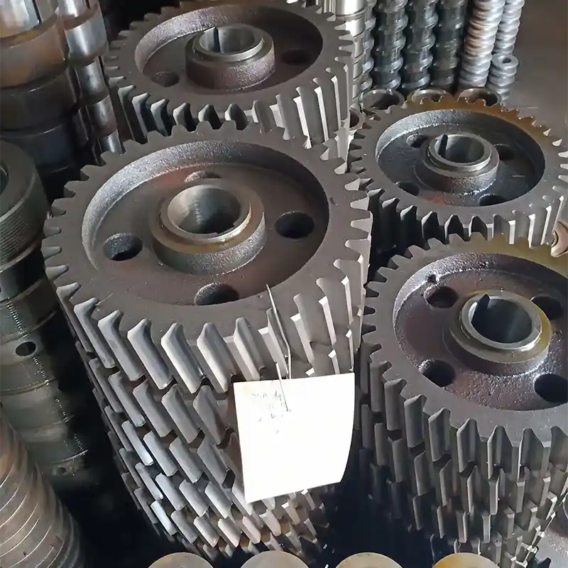 Detailed display of oil press accessories 1