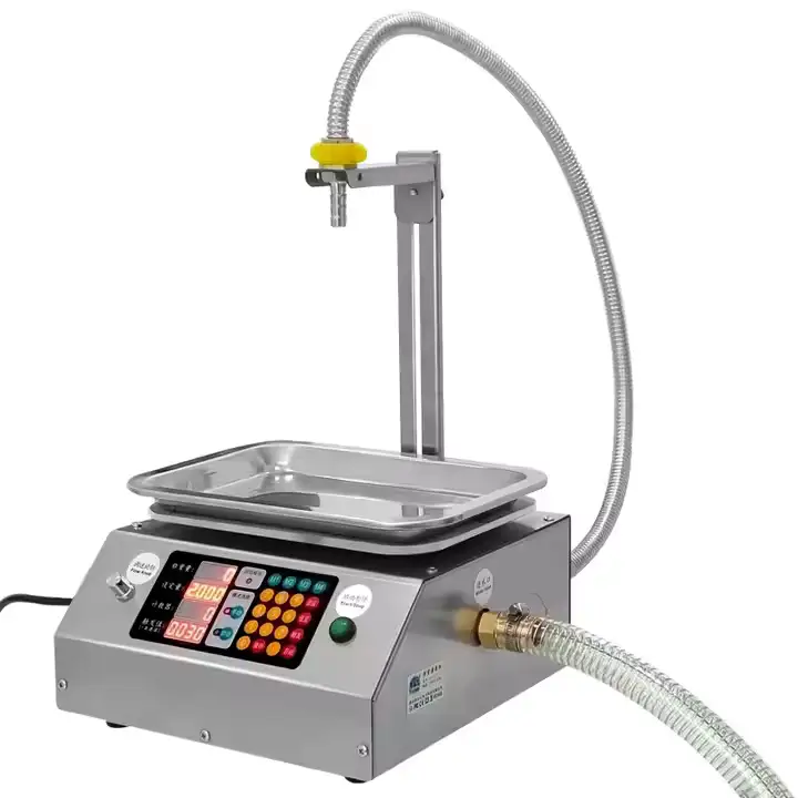 Small liquid filling weighing and quantitative edible oil filling machine L12 1