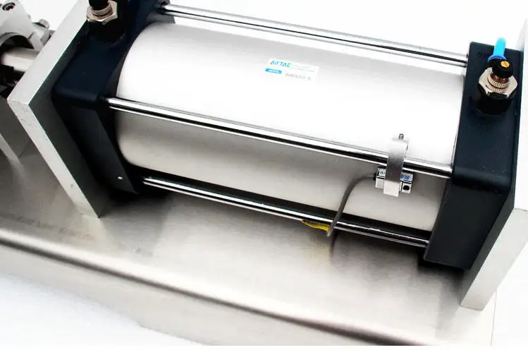 Small pneumatic gravity quantitative paste liquid filling machine wholesale price Details 6