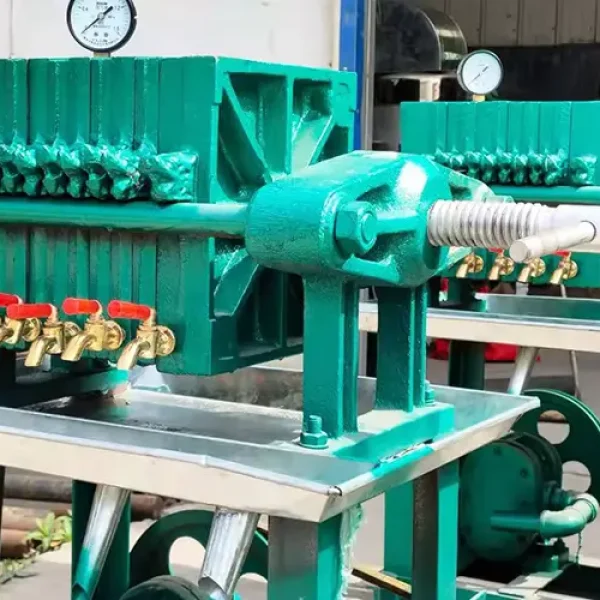Manual cast iron plate frame Oil Filter Press Machine Details 5